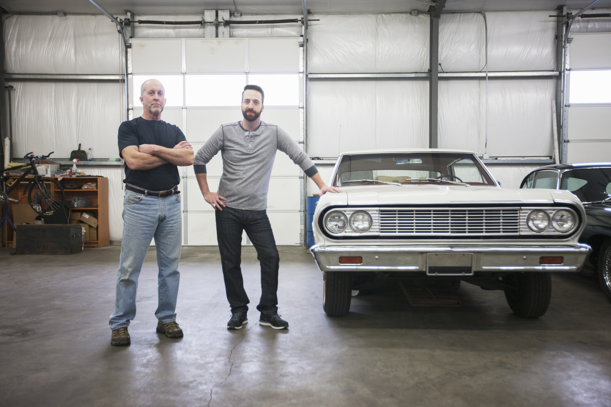 How much does it cost to build a garage?
