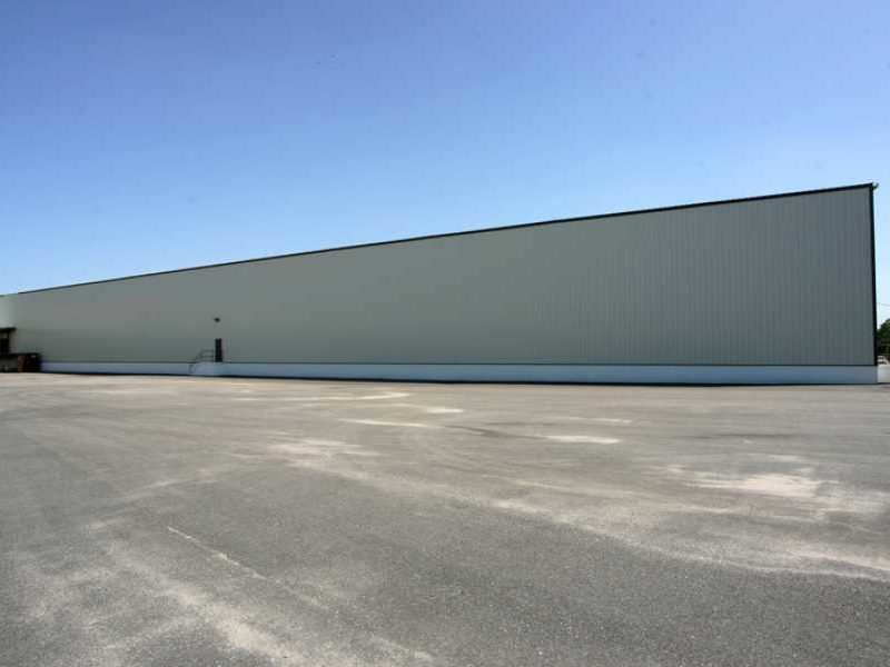 Prefab Steel Building. Warehouse And Distribution Center. 80x200 located in Mobile, Alabama.