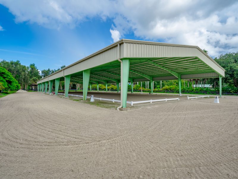 Riding arena metal building in Florida