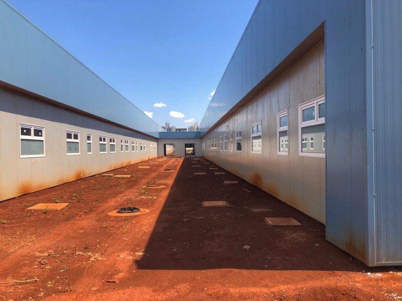 Pre-engineered steel building construction for Children's Hospital in Maringa, Brazil