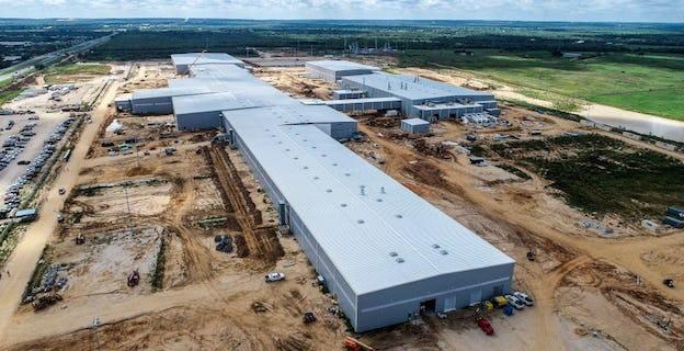Manufacturing facility steel building