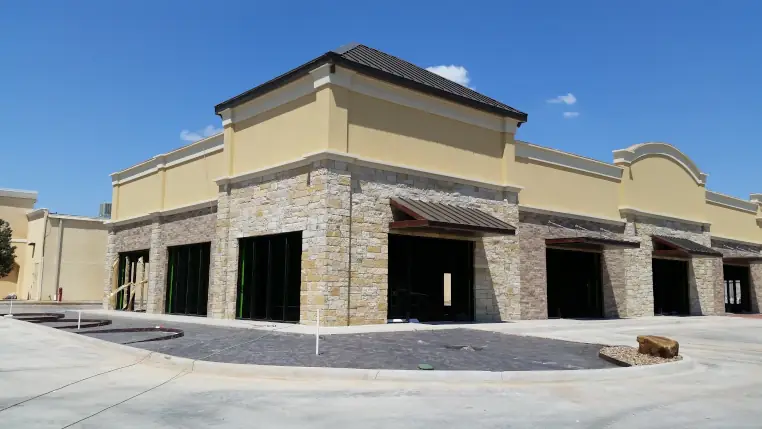 pre-engineered metal buildings for retail space